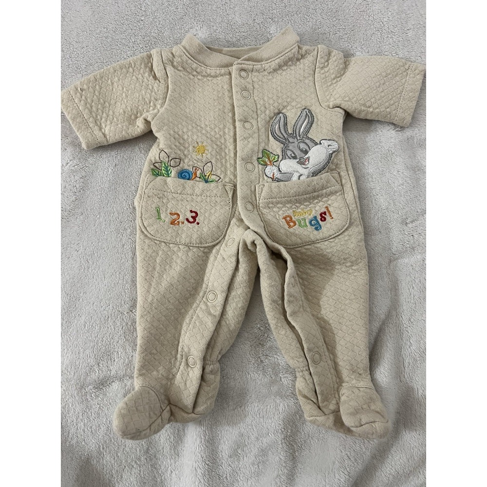 Vintage Y2K Looney Tunes Bugs Bunny Preemie Sleeper Bodysuit FLAW
